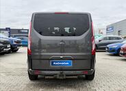 Ford Tourneo Custom 4