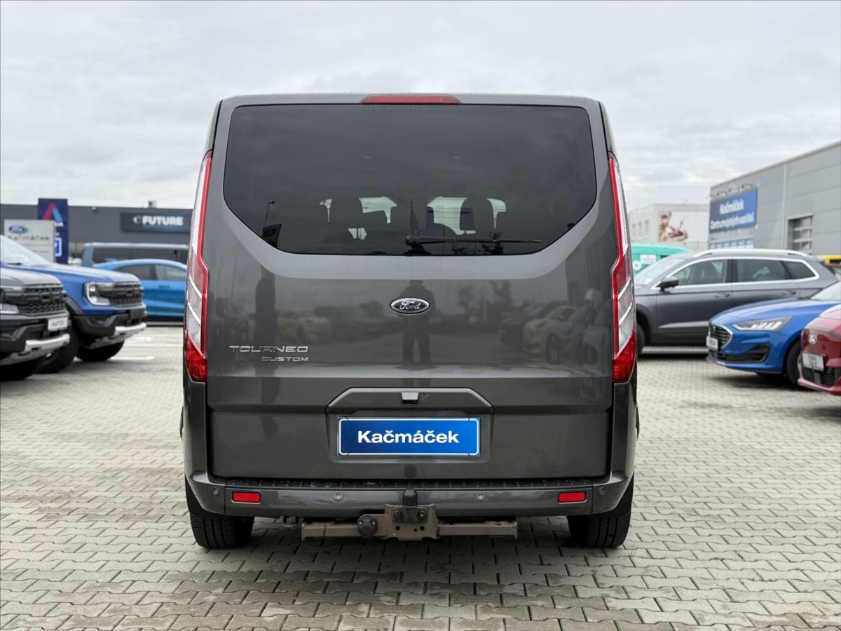 Ford Tourneo Custom