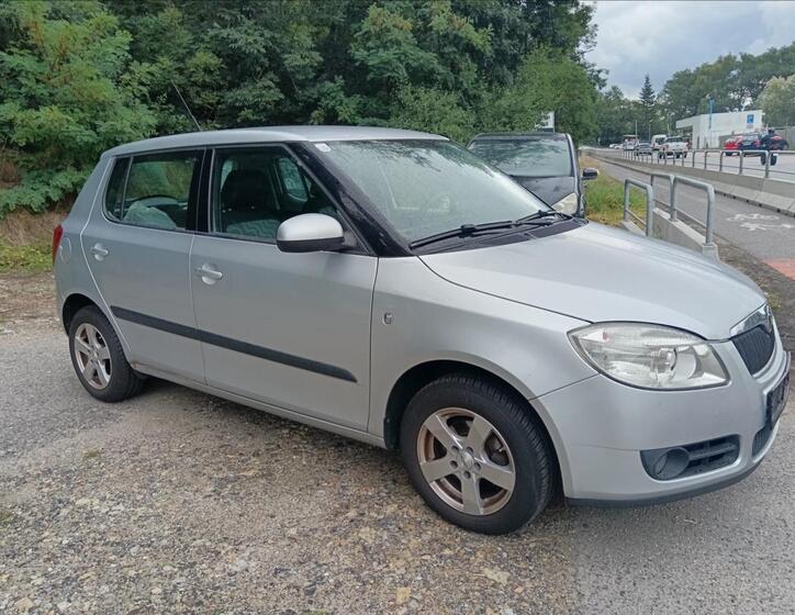 Škoda Fabia 15