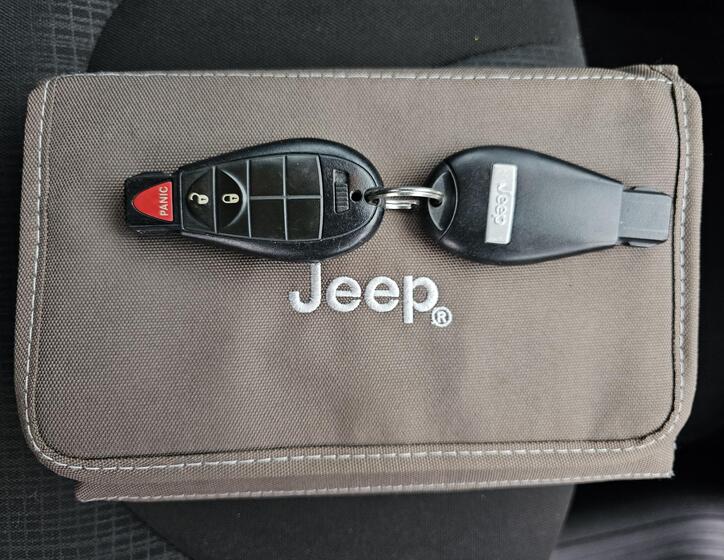 Jeep Cherokee 39