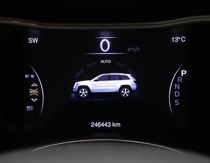 Jeep Grand Cherokee 27