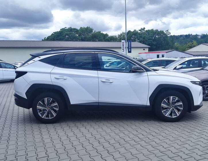 Hyundai Tucson 4