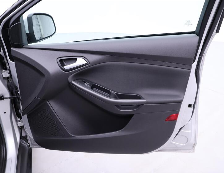 Ford Focus 12