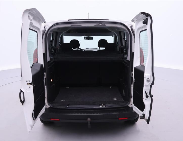 Fiat Dobló 9