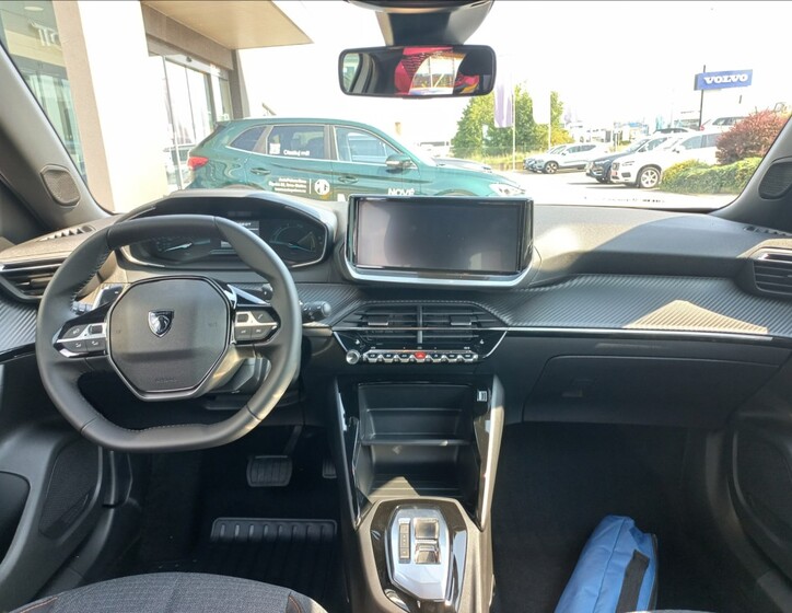 Peugeot 2008 12