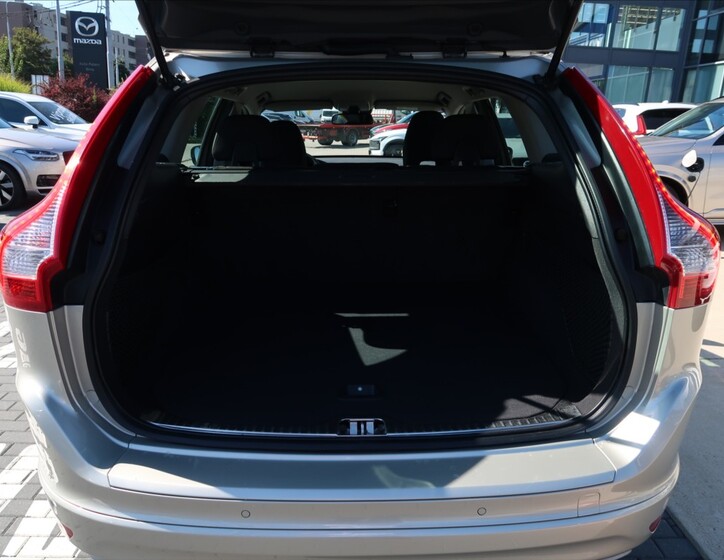 Volvo XC60 10
