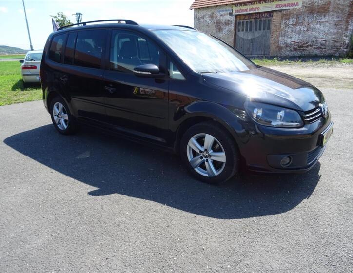 Volkswagen Touran 2