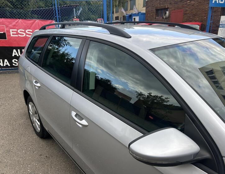 Volkswagen Passat 25