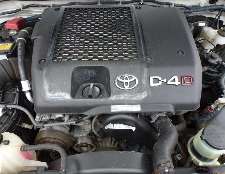 Toyota Hilux 24