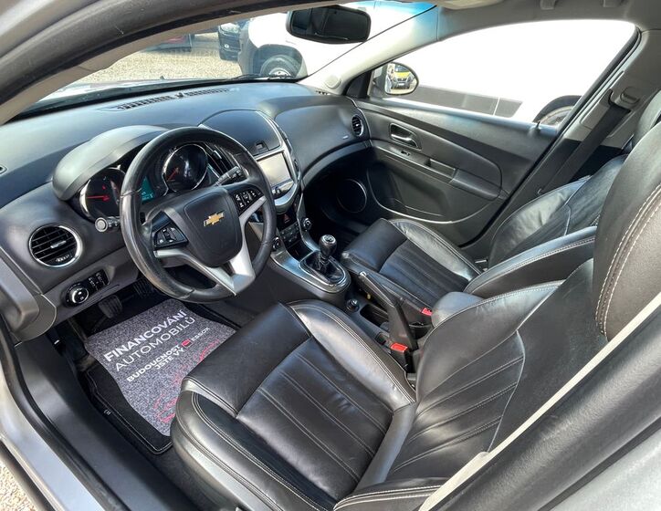 Chevrolet Cruze 10