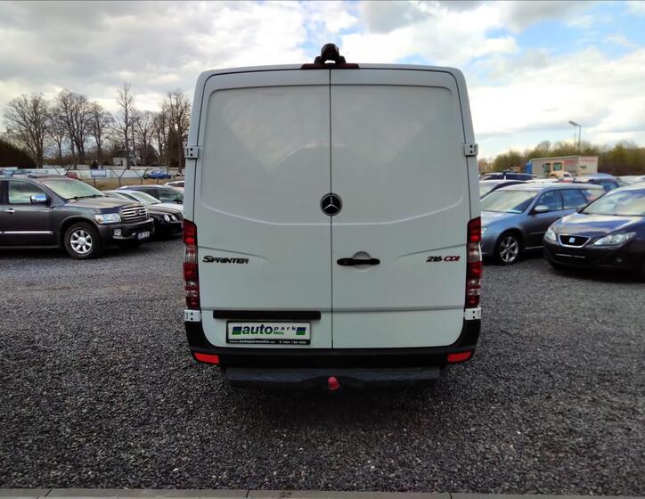 Mercedes-Benz Sprinter 5