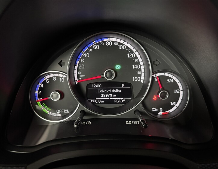 Volkswagen e-up! 29