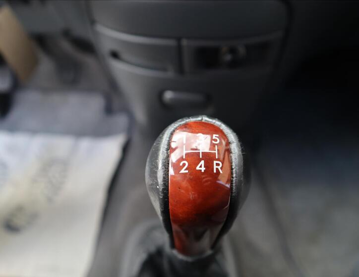 Toyota Previa 14