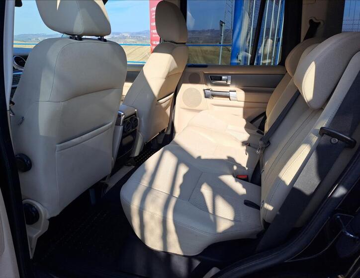 Land Rover Discovery 6