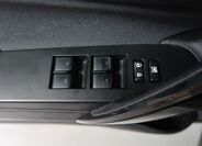 Toyota Auris 24