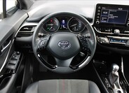 Toyota C-HR 10