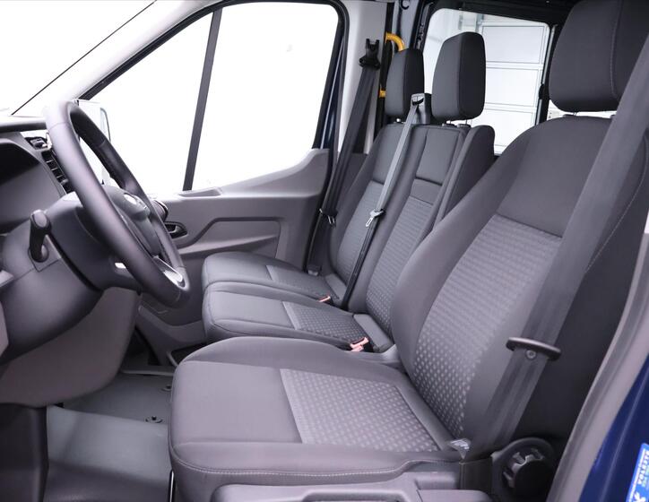 Ford Transit 12