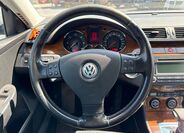 Volkswagen Passat 10