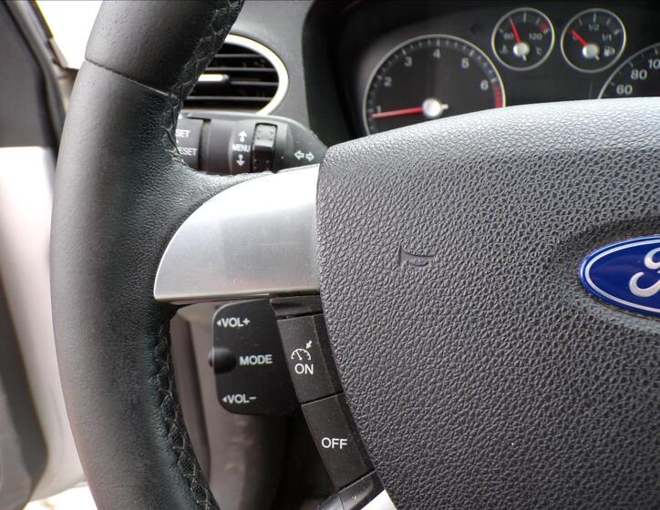 Ford Focus 12