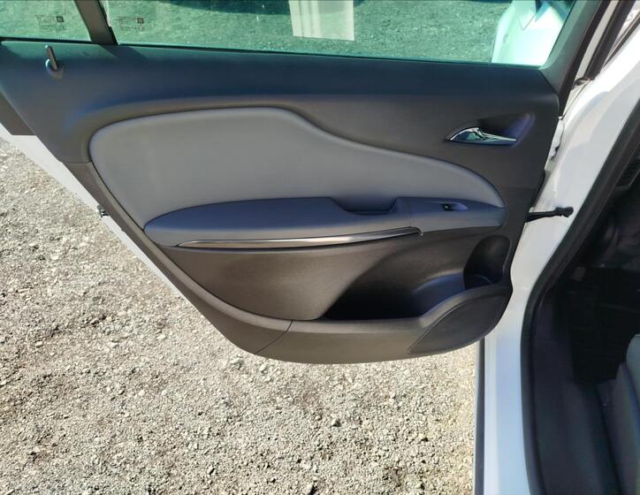Opel Zafira 25
