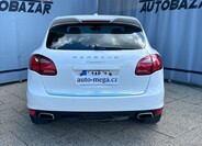 Porsche Cayenne 7