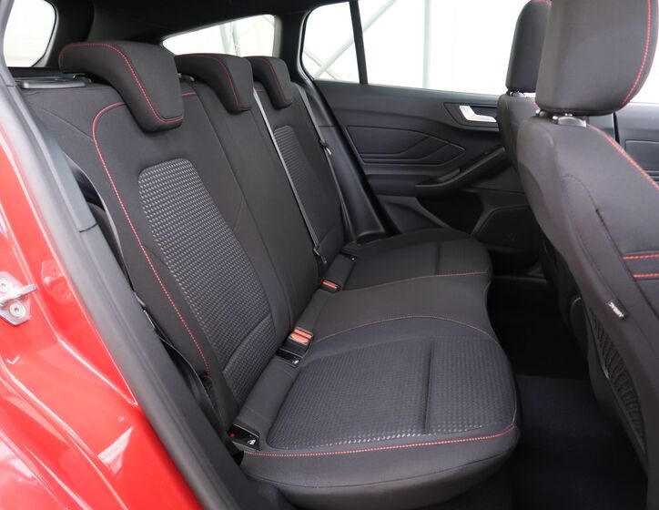 Ford Focus 28