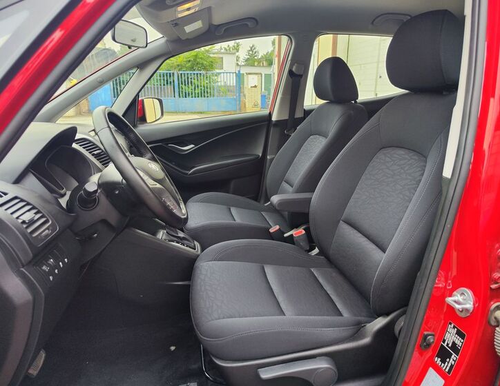 Hyundai ix20 13