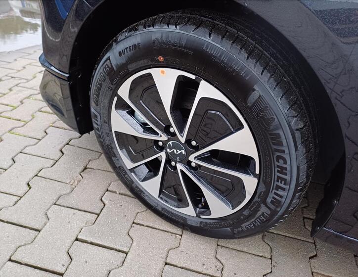 KIA Ceed 9