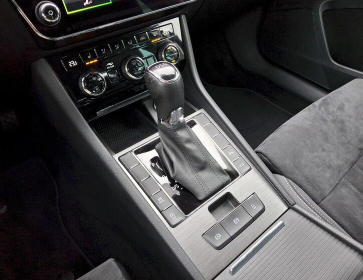 Škoda Superb 32