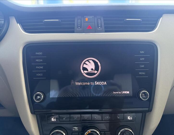 Škoda Octavia 15