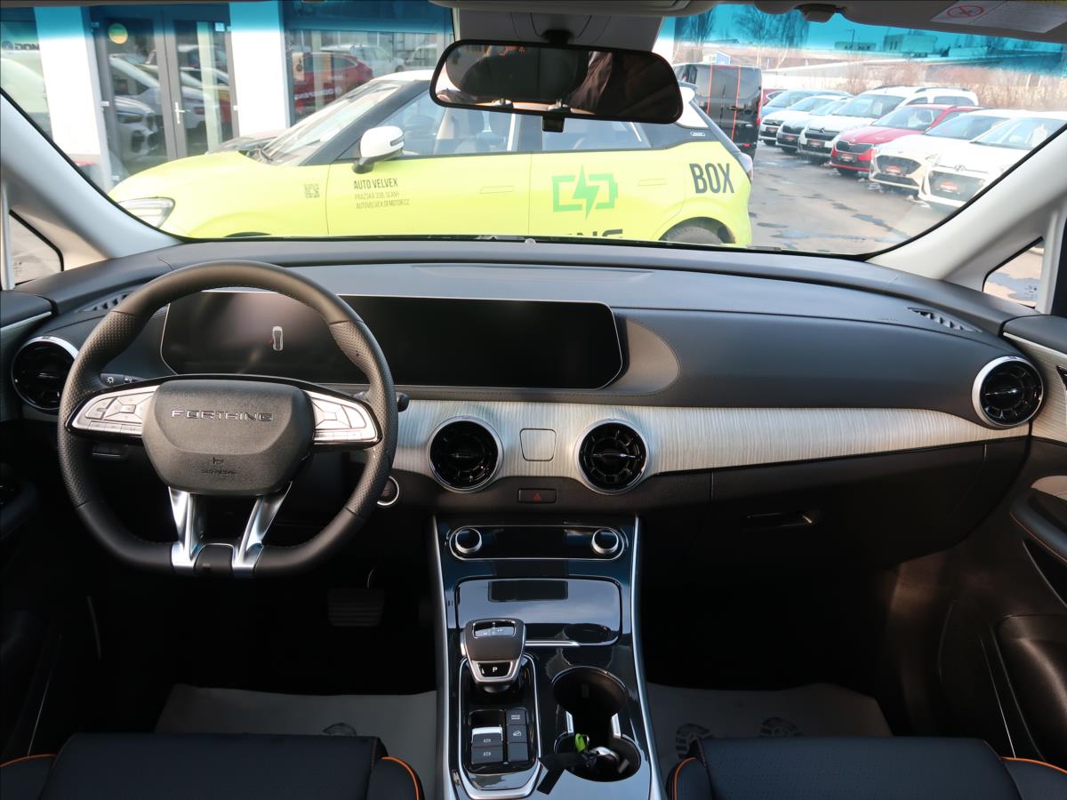Dongfeng U-Tour