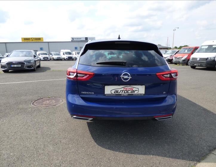 Opel Insignia 4