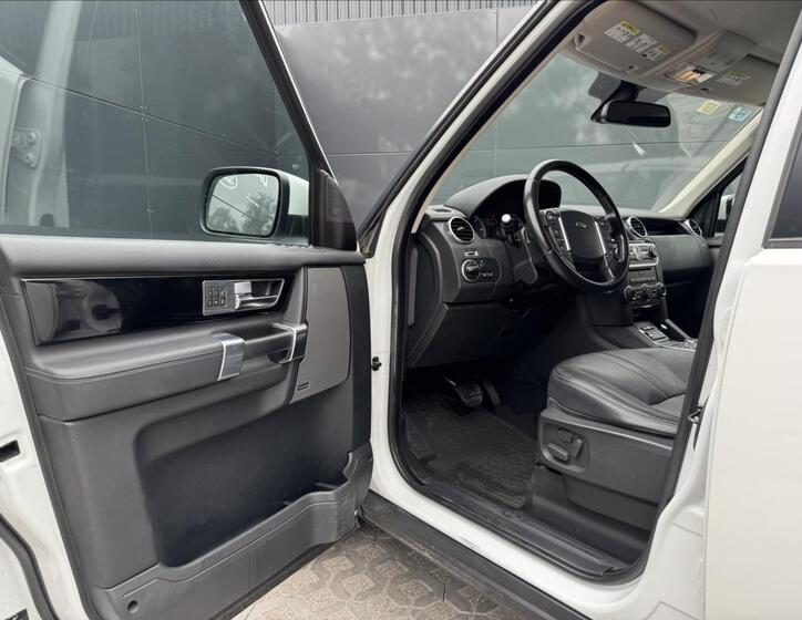Land Rover Discovery 10