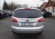 Ford S-MAX 8