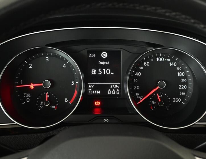 Volkswagen Passat 13