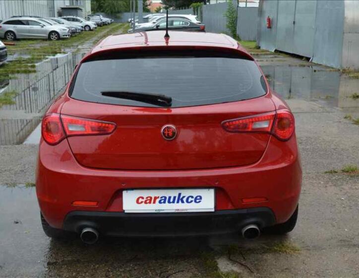 Alfa Romeo Giulietta 5