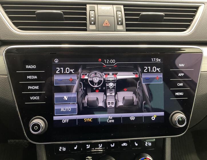 Škoda Superb 14