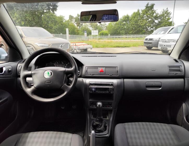 Škoda Octavia 10