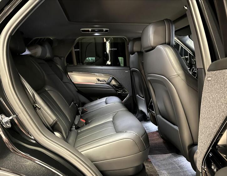 Land Rover Range Rover Sport 31