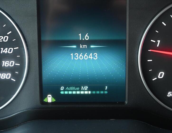 Mercedes-Benz Sprinter 14