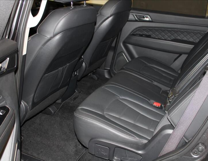 SsangYong Rexton 16