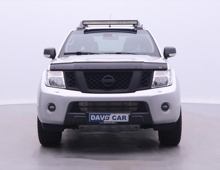 Nissan Navara 2