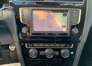 Volkswagen Golf 13