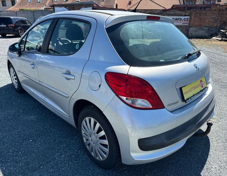 Peugeot 207 4