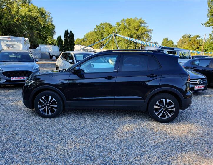 Volkswagen T-Cross 3