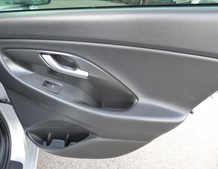 Hyundai i30 44