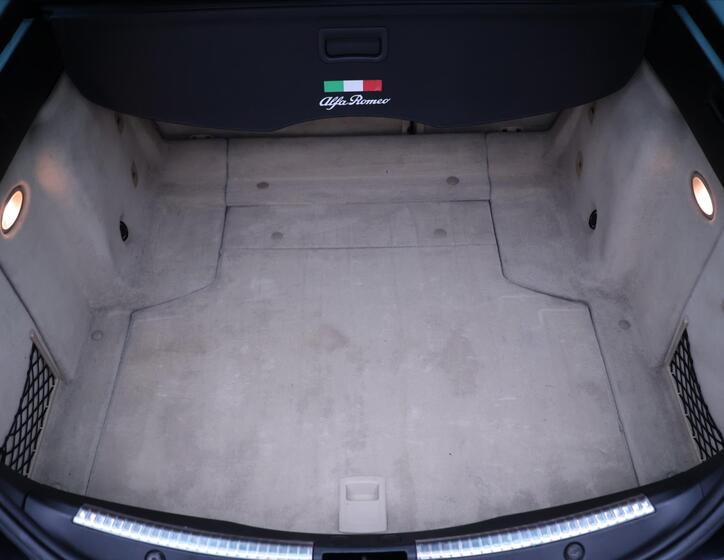 Alfa Romeo 159 10