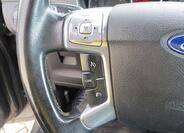 Ford Galaxy 18