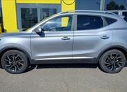 MG ZS 4