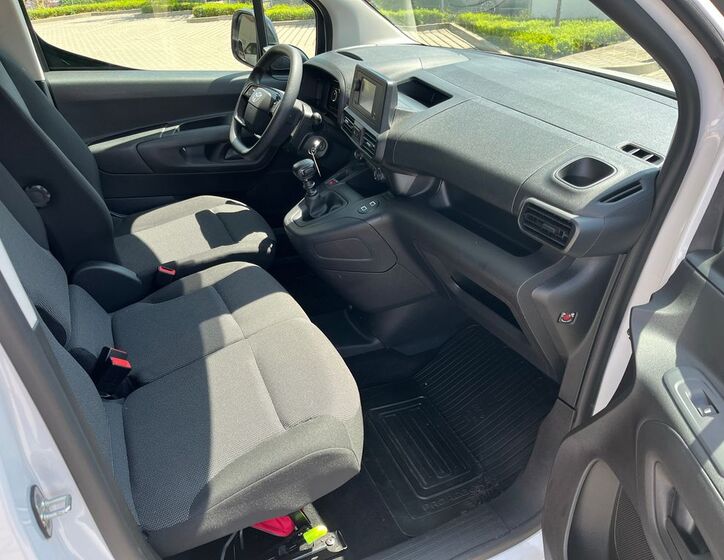 Toyota ProAce 14